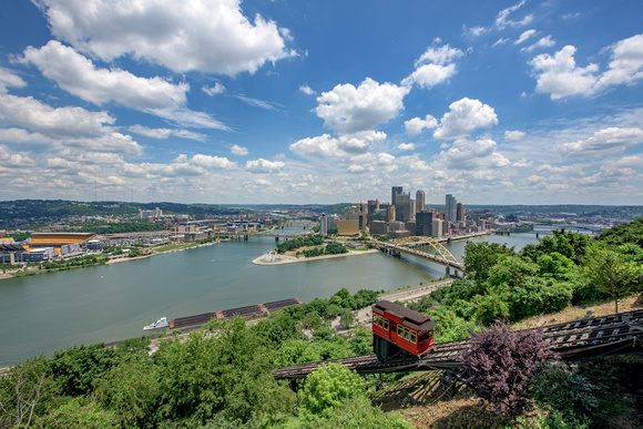 A perfect day on the Duquesne Incline in Pittsburgh