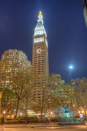 MET Life Tower in the Flatiron District HDR
